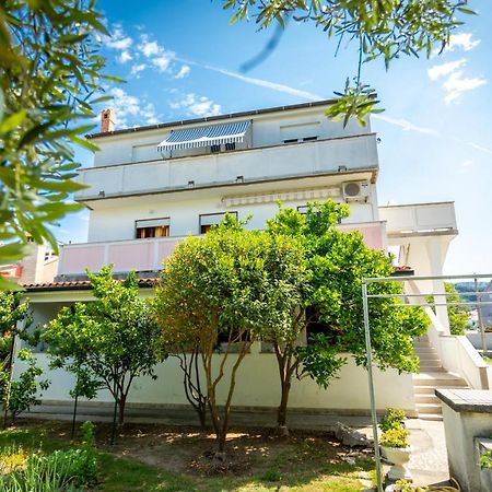 Apartmani Centar Palit ภายนอก รูปภาพ