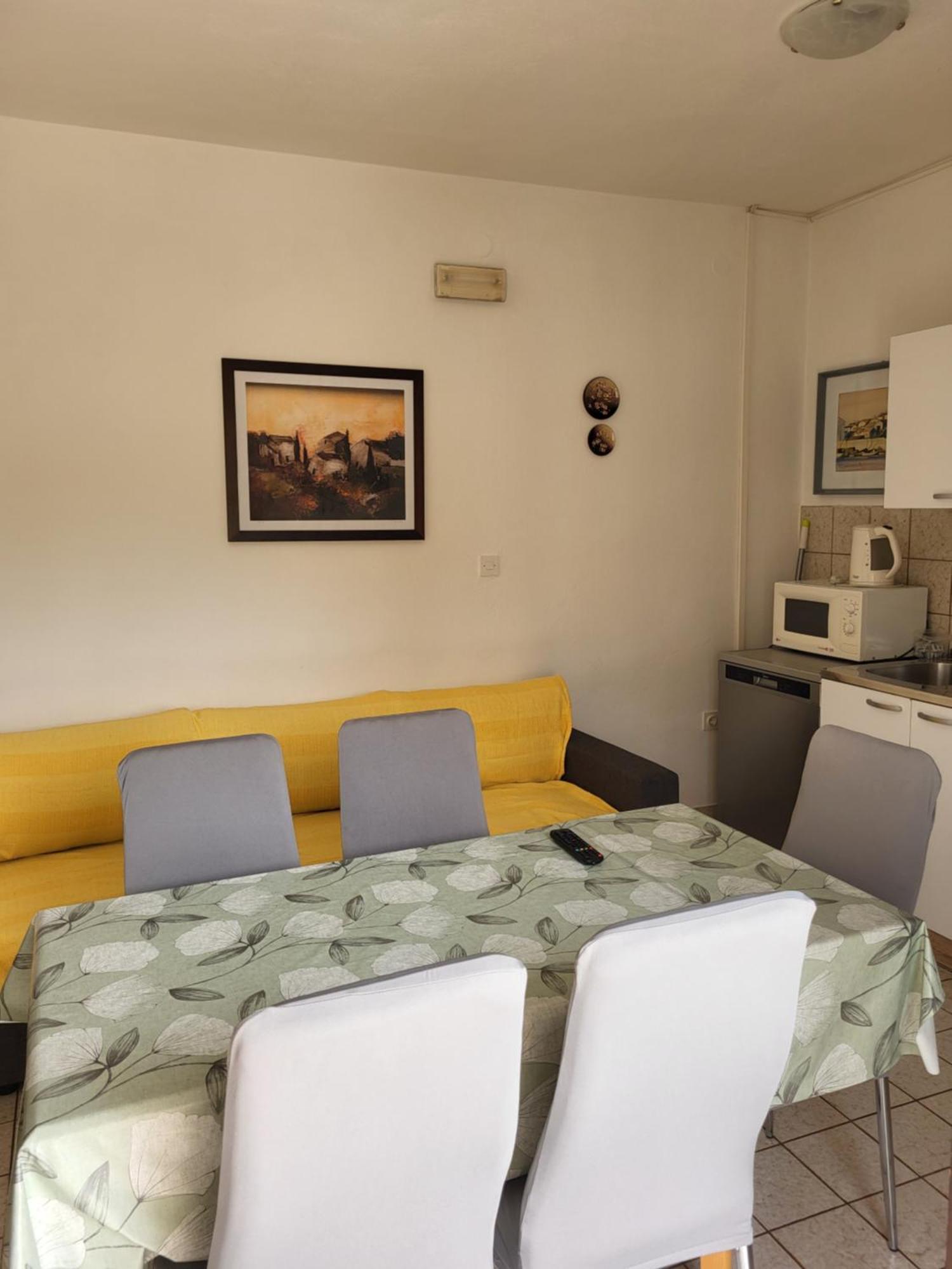 Apartmani Centar Palit ภายนอก รูปภาพ