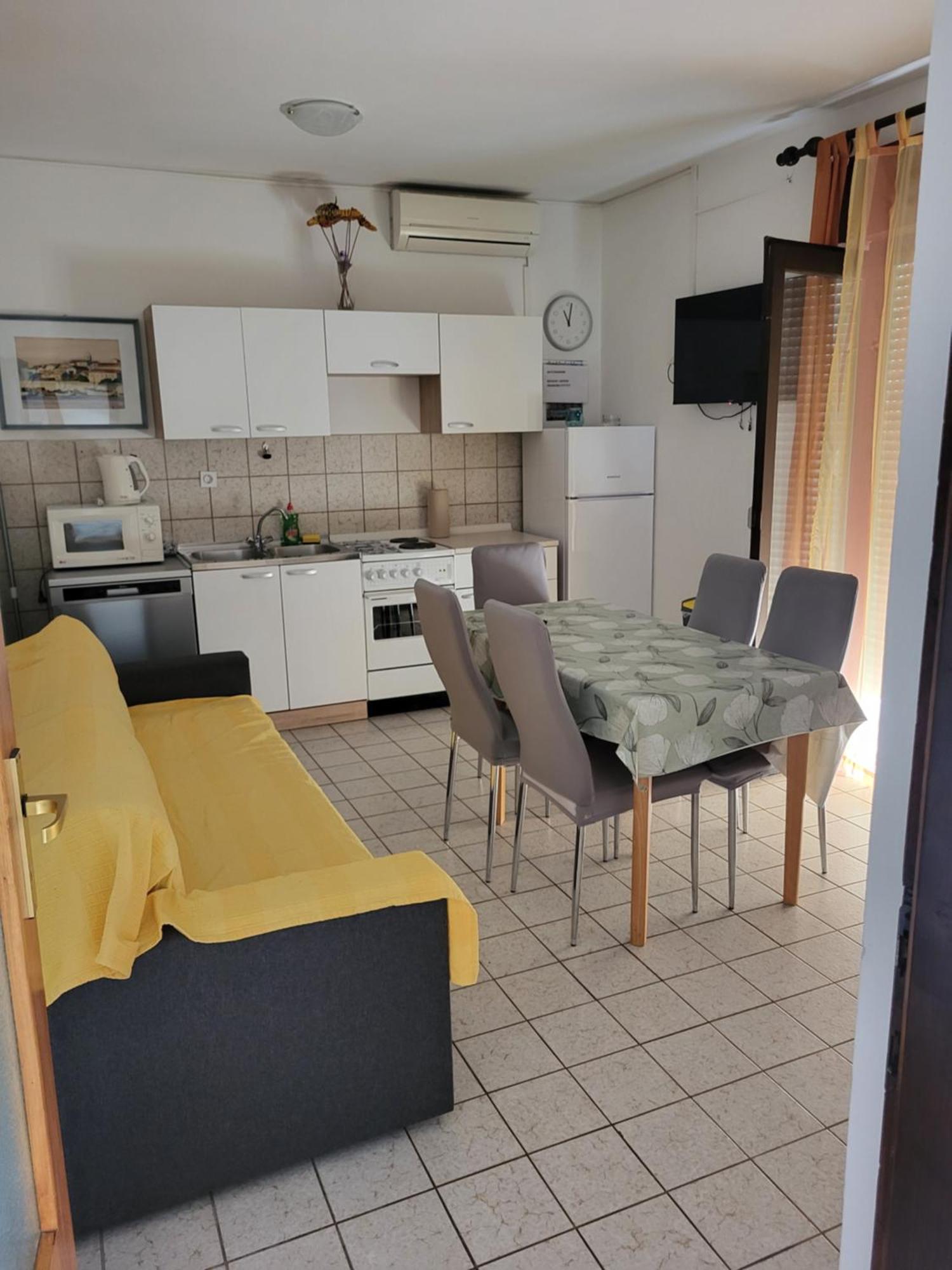Apartmani Centar Palit ภายนอก รูปภาพ