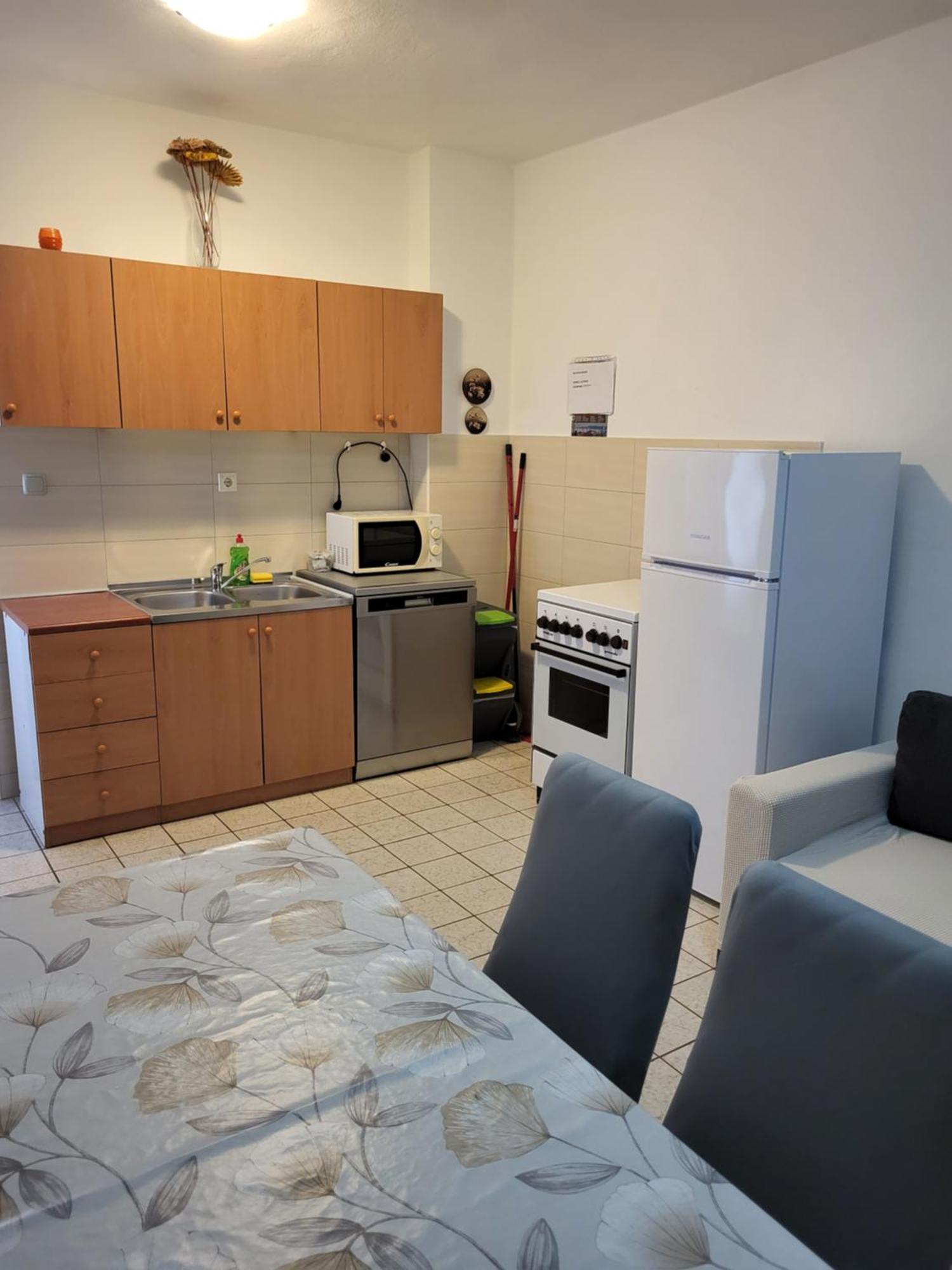 Apartmani Centar Palit ภายนอก รูปภาพ